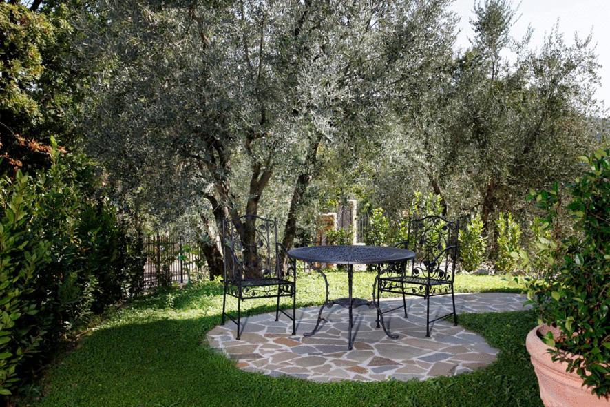 Отель Relais Colline San Biagio Bacchereto Экстерьер фото